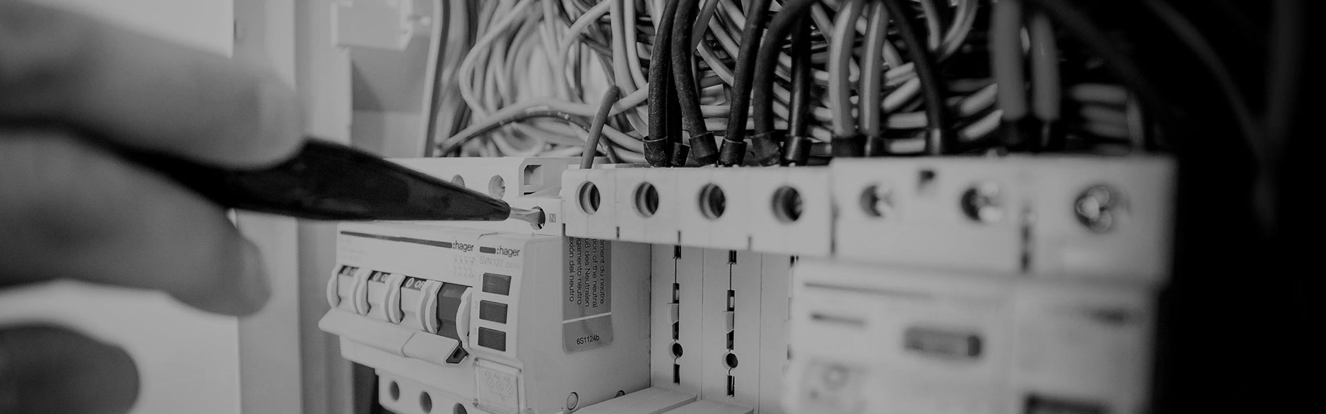 Budgeting for Electrical Repairs: What Is the Average Cost? – Insights from 24/7 Emergency Services
